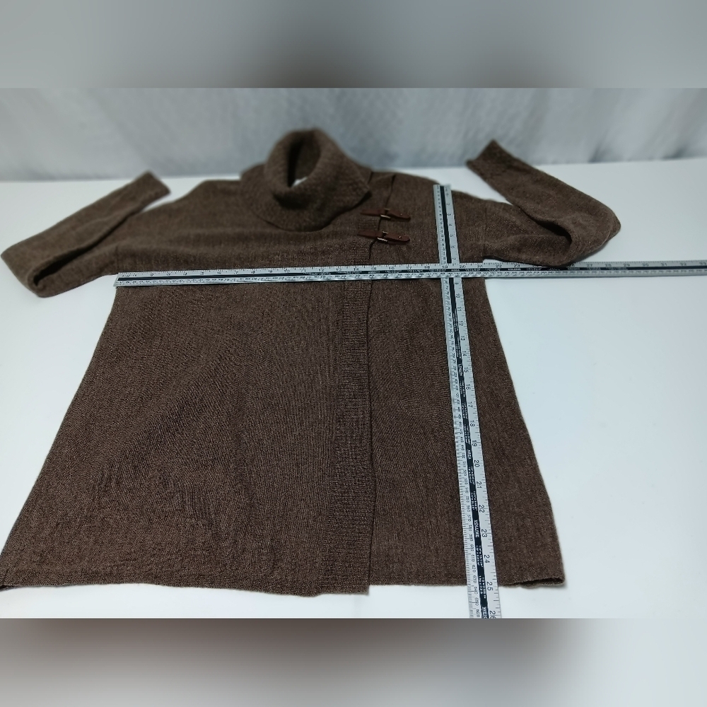 Ellen Tracy 💯 Extra Fine Merino Wool Cowlneck Wrap Sweater. Size M - Picture 3 of 9